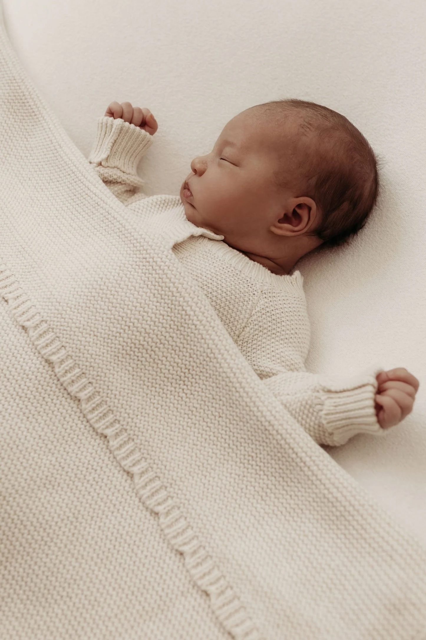 Organic Cotton Scallop Knit Baby Blanket - Oat - Image 4