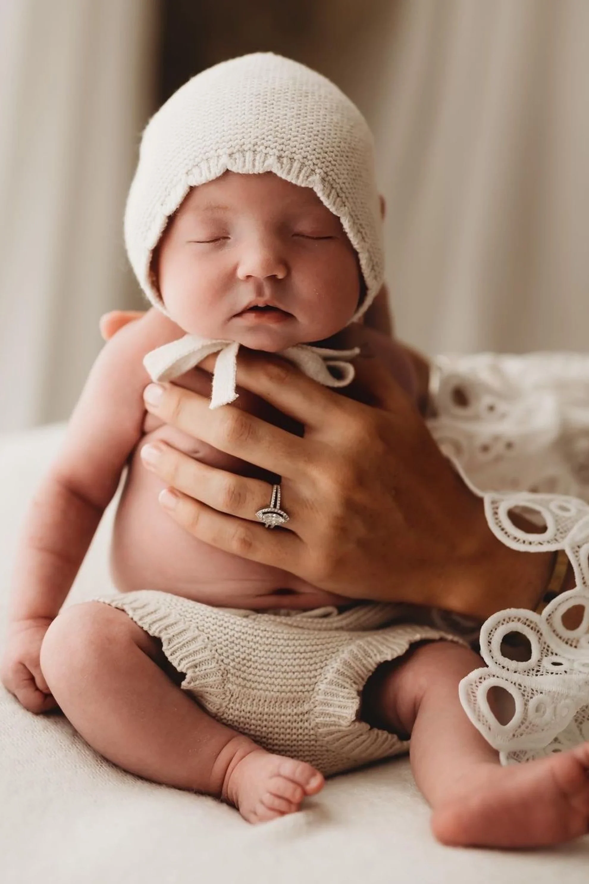 Organic Cotton Scallop Knit Baby Bonnet - Oat - Image 3