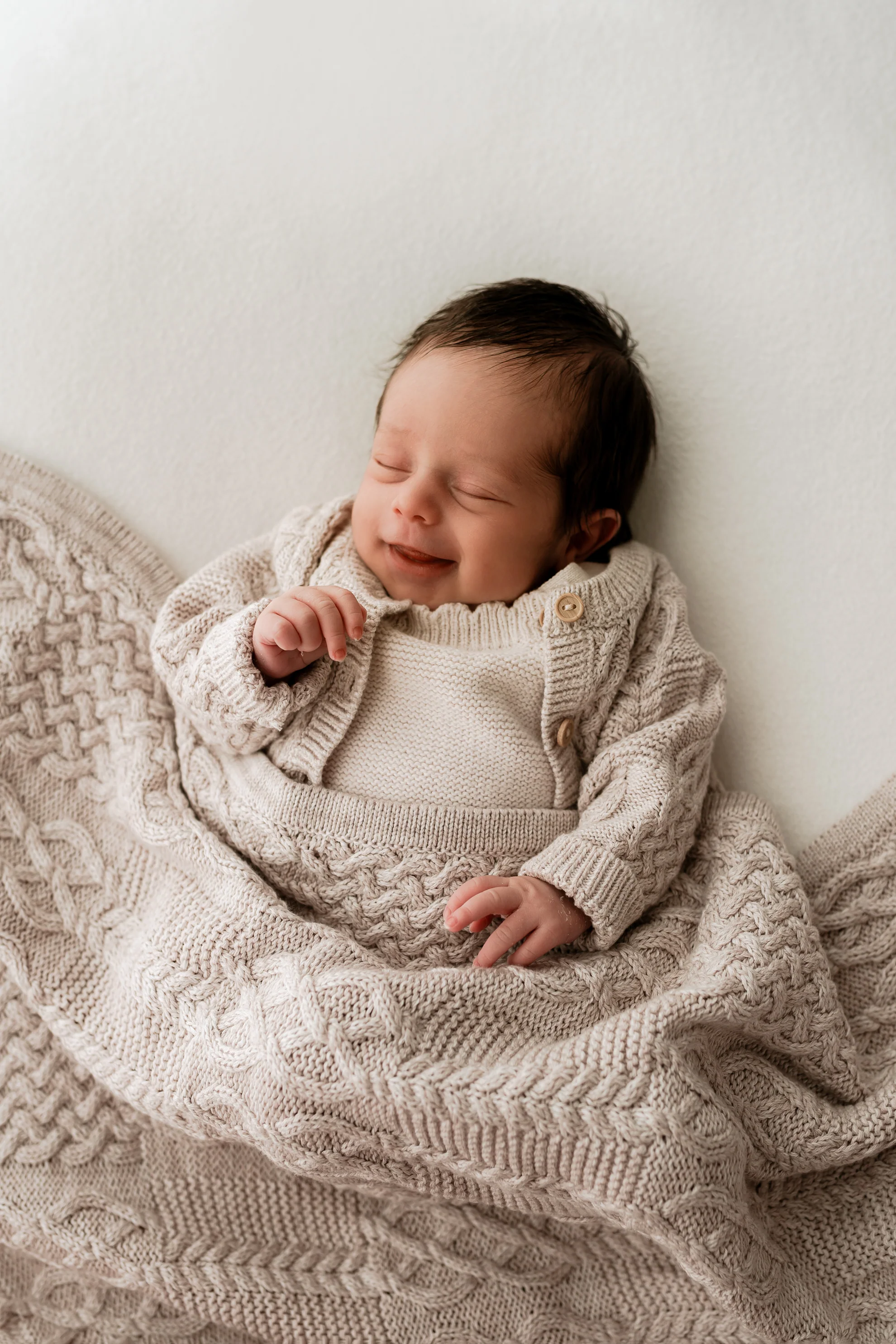 Organic Cotton Cable Knit Baby Blanket - Pebble - Image 3