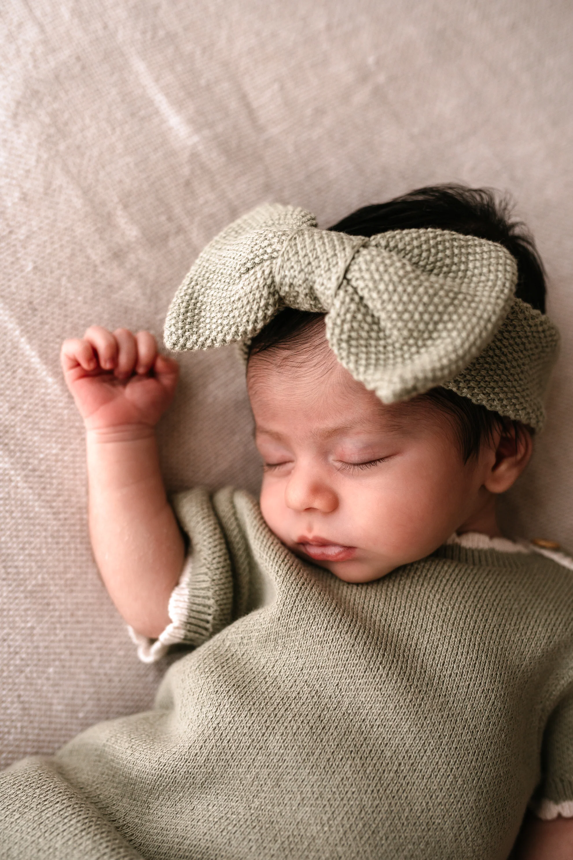 Organic Cotton Moss Stitch Baby Bow Headband - Sage - Image 4