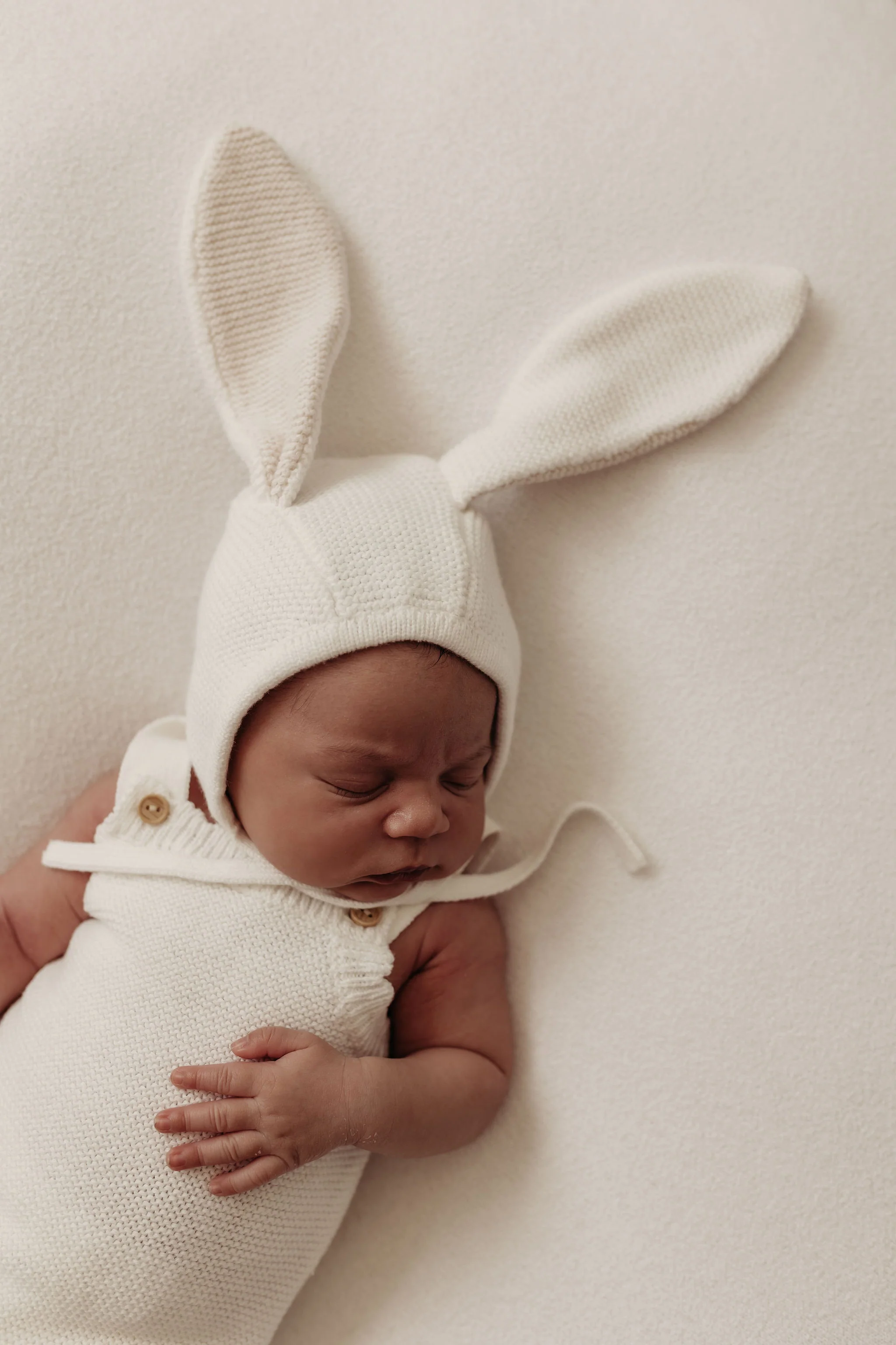 Organic Cotton My First Photoshoot Bunny Newborn Bundle - Milk - Image 8