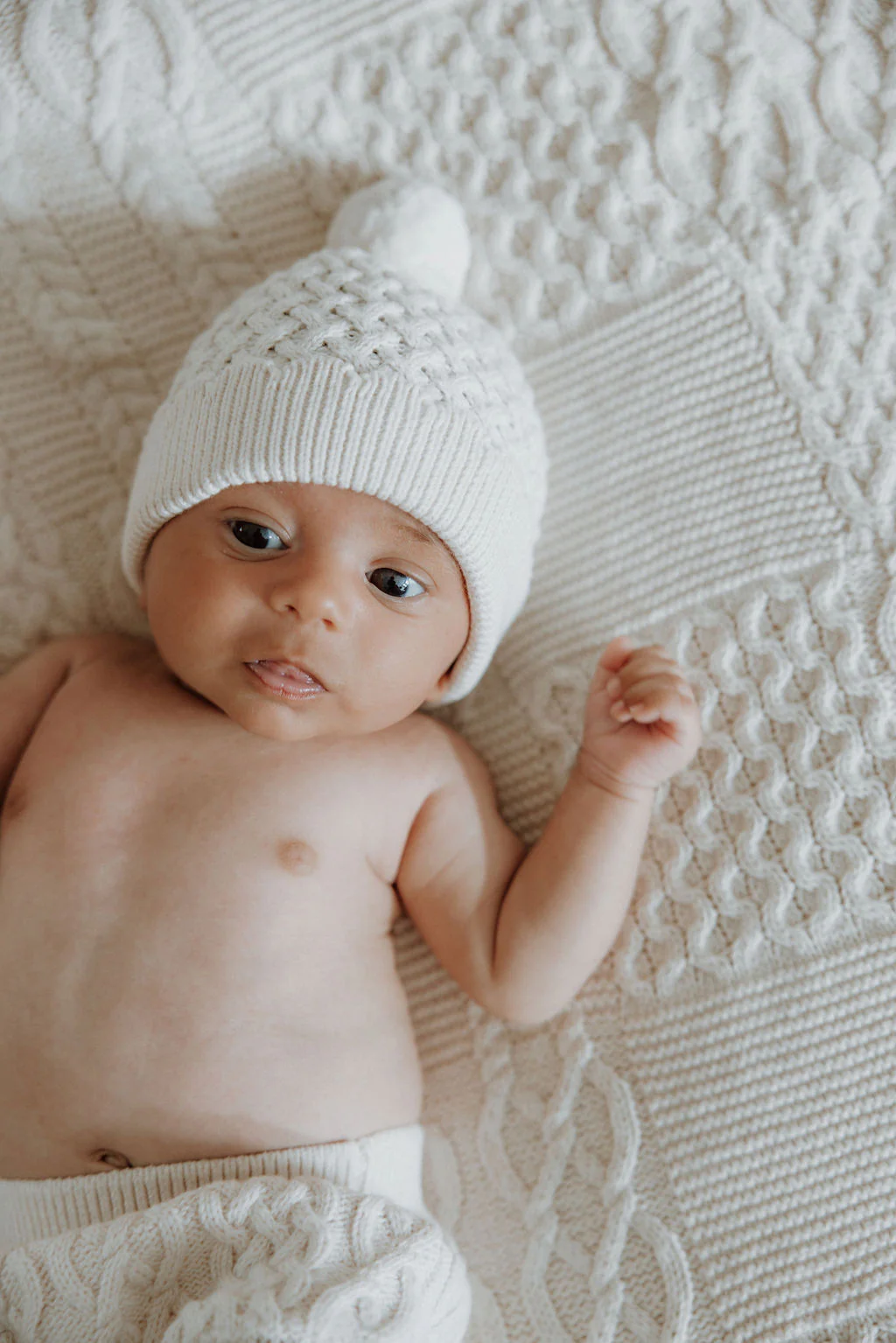 Organic Cotton Cable Knit Baby Hat - Oat - Image 5