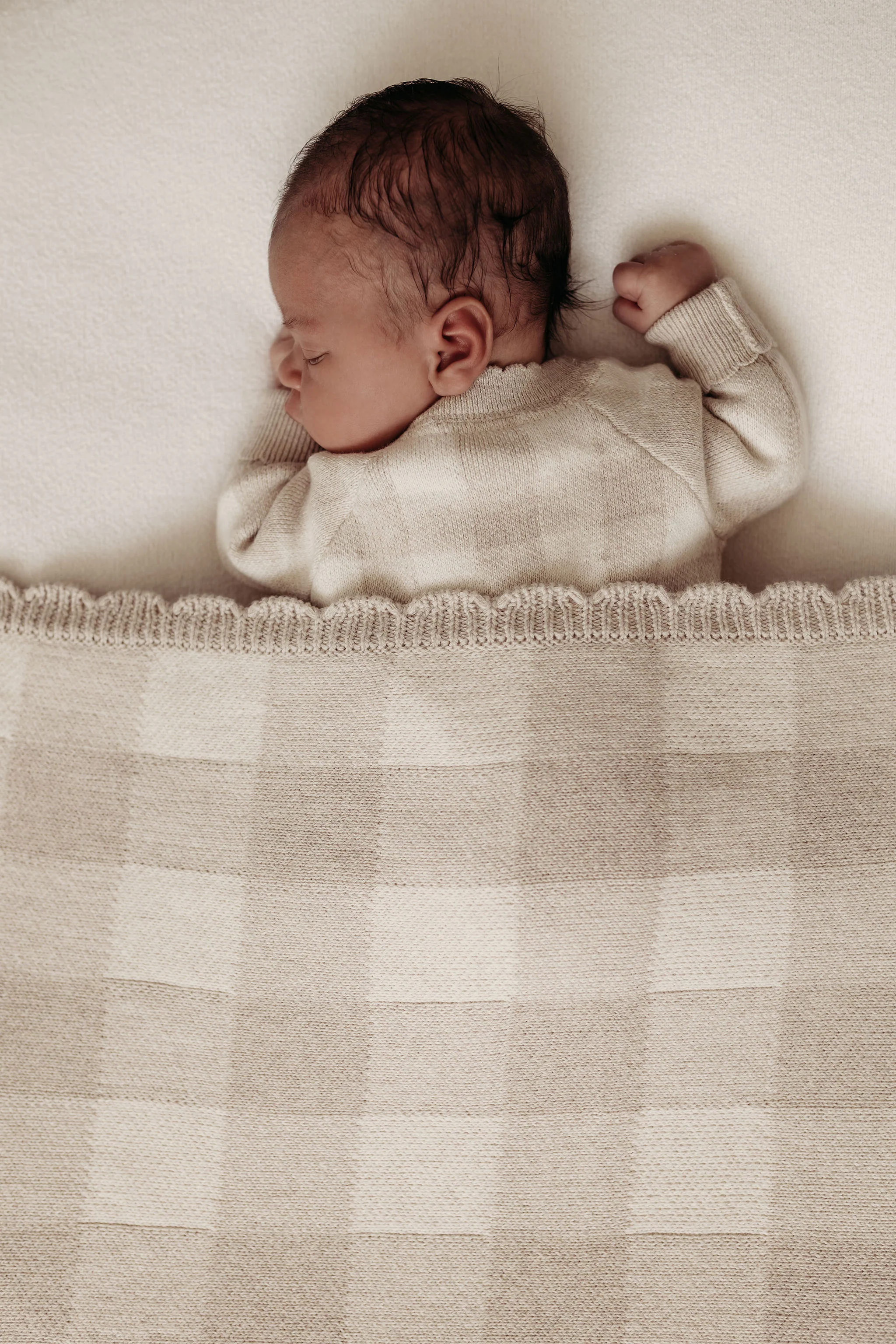 Organic Cotton Gingham Knit Baby Blanket - Pebble/Oat - Image 5