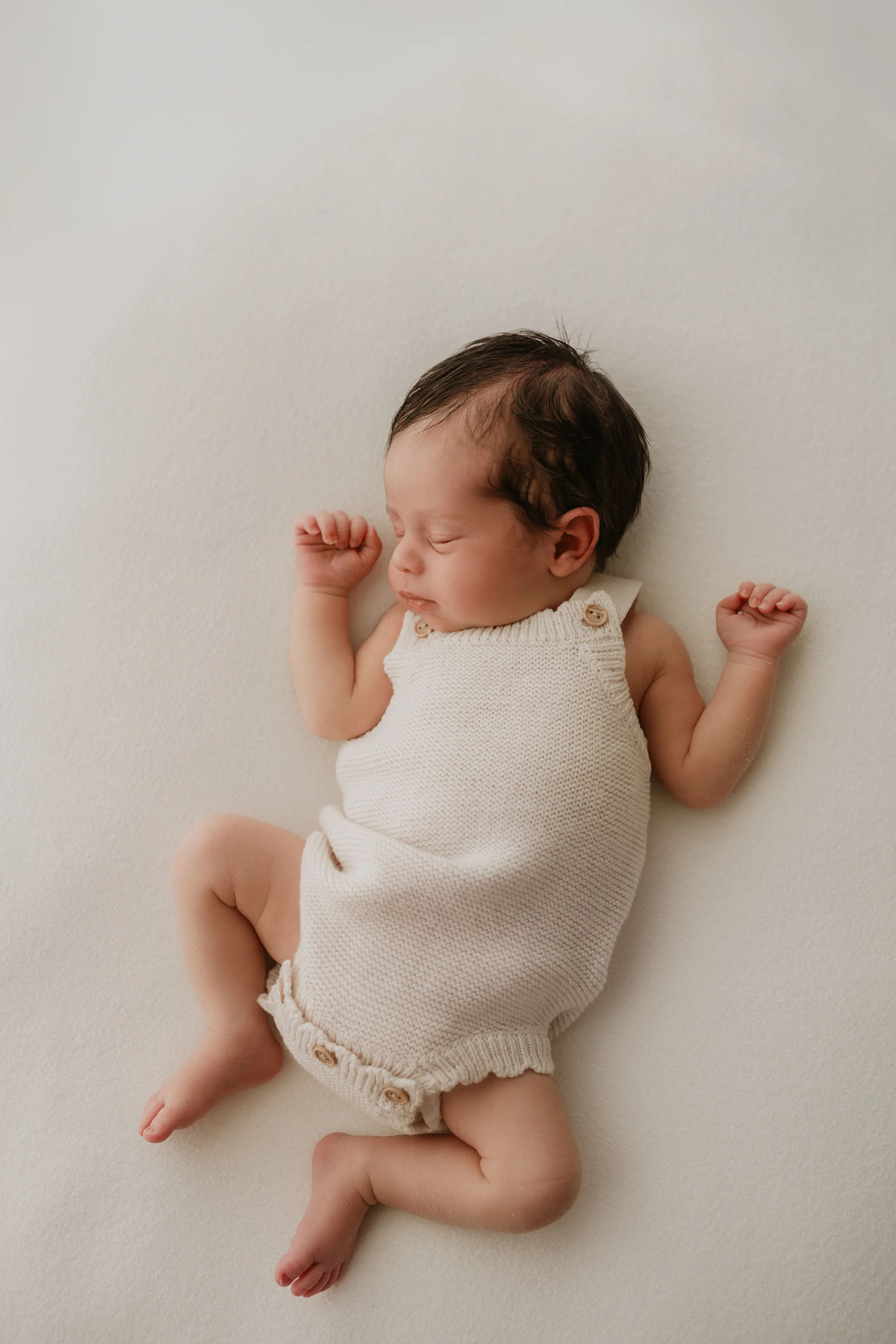 Organic Cotton Newborn Scallop Knit Romper - Oat - Image 4